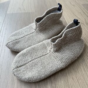 Bombas Gripper Slipper Women Medium Taupe Comfort Lounge Non Slip Socks